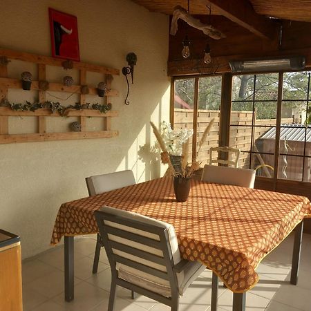 ボーケール Les Coronilles Bed & Breakfast エクステリア 写真